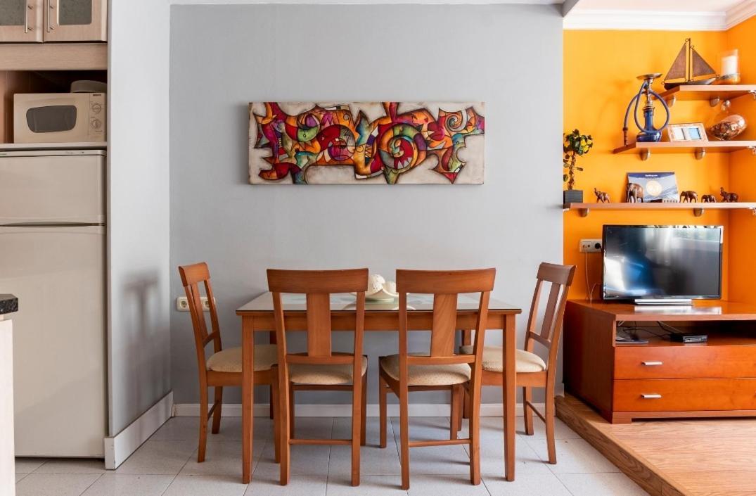 Apartamento Oasis Torremolinos Luaran gambar