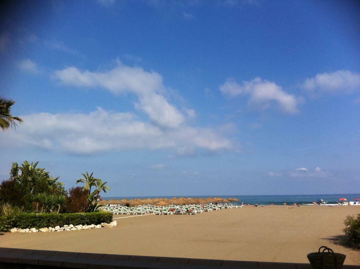 Apartamento Oasis Torremolinos Luaran gambar