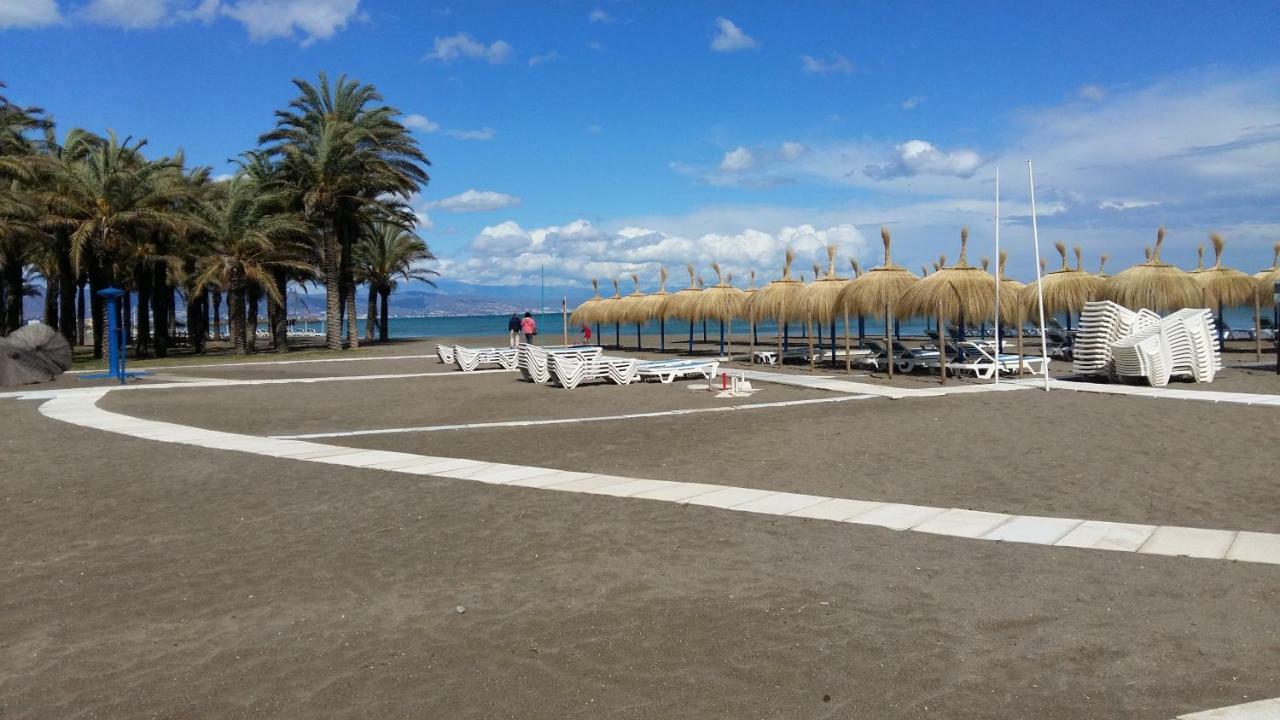 Apartamento Oasis Torremolinos Luaran gambar